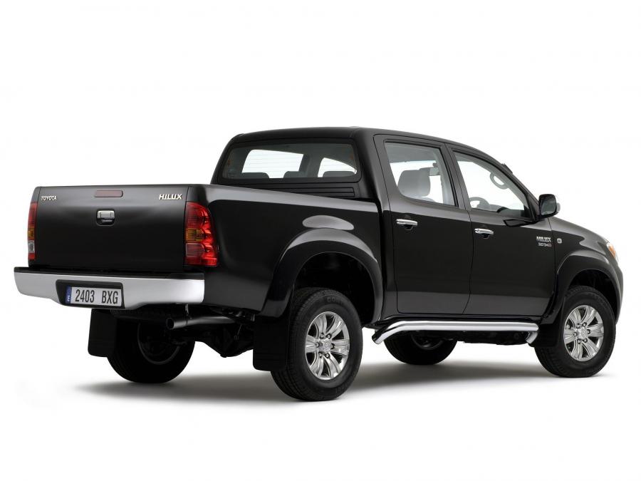  Toyota Hilux Double Cab 2005 года  (UK) (фото 3 из 10)